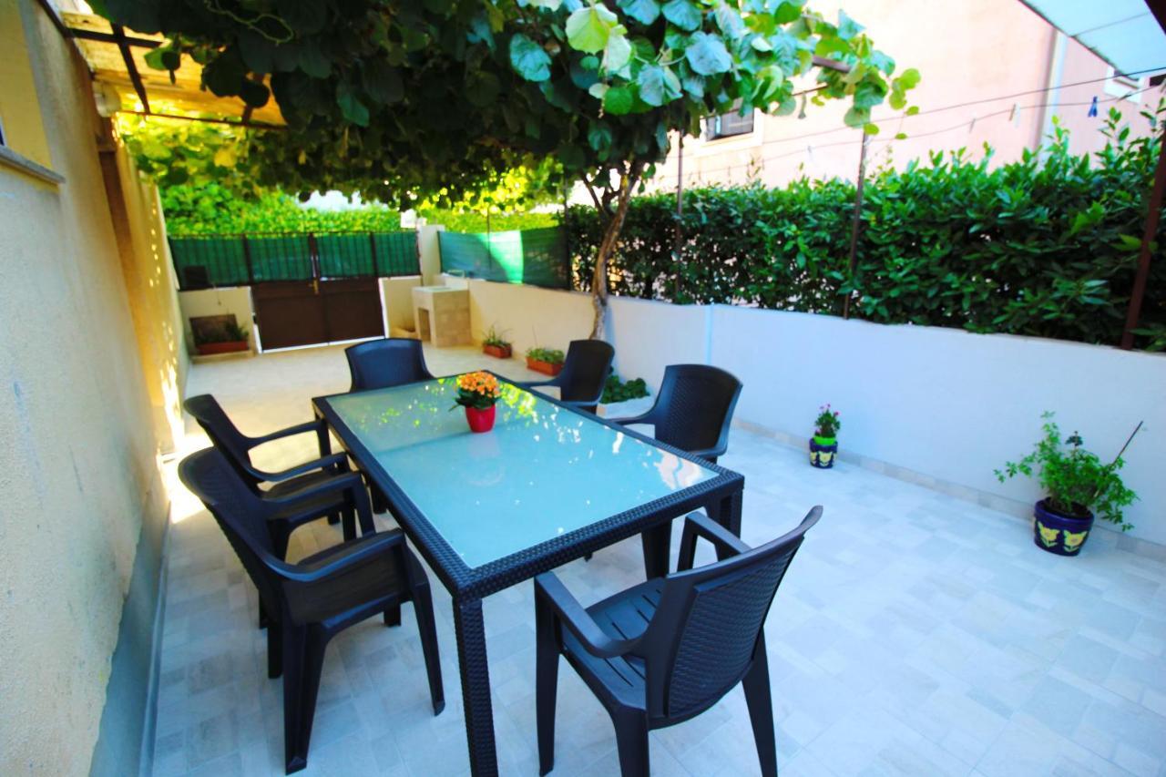 Apartment Zara Exterior photo
